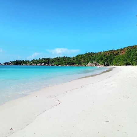 昂斯拉齐奥 莱富安湾旅馆酒店 外观 照片